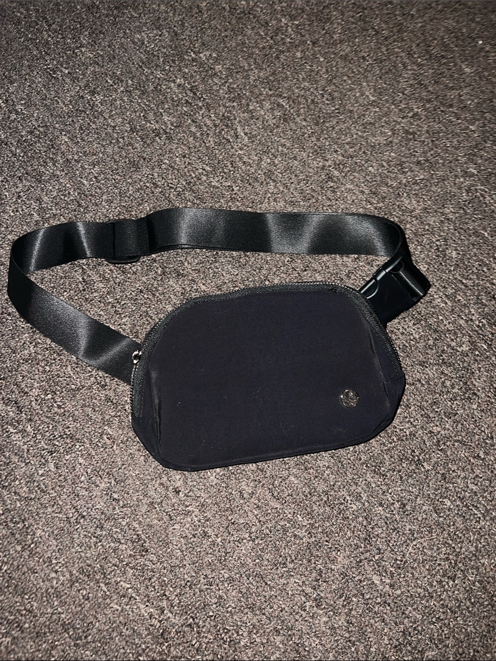 Women’s Black Crossbody Waist Bag - Minimal Everyday Carry